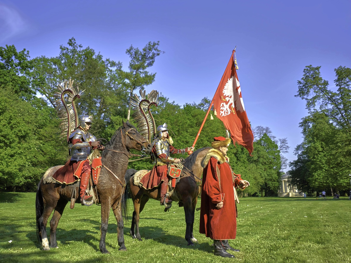 Upscaled with Gigapixel v8.4.4. 7952x5304 => 15904x10608 (2x) @ 300 ppi Model: Standard V2, denoise: 0.59, sharpen: 0.59, decompression: 0.39 |