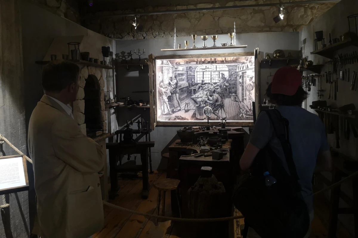 muzeum sztuki zlotniczej w kazimierzu dolnym 02 3x2