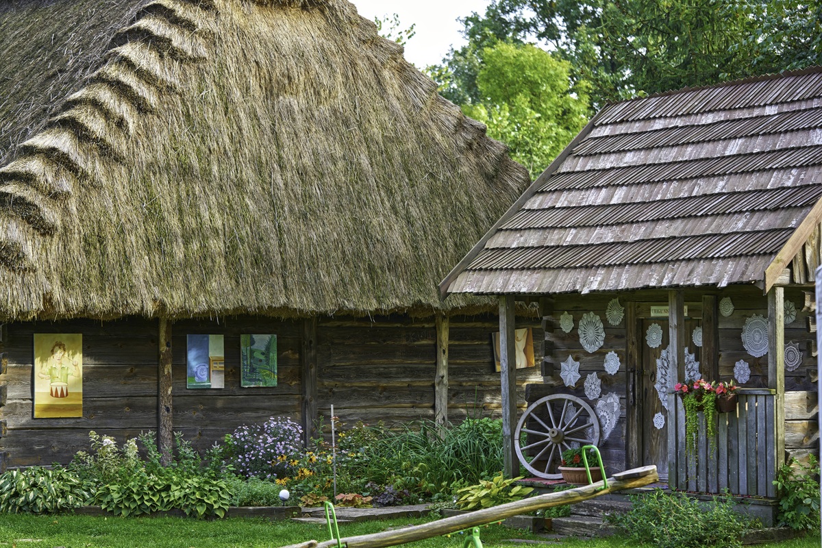 Upscaled with Gigapixel v8.4.4. 3400x2268 => 6800x4536 (2x) @ 300 ppi Model: Standard V2, denoise: 0.59, sharpen: 0.59, decompression: 0.39 |