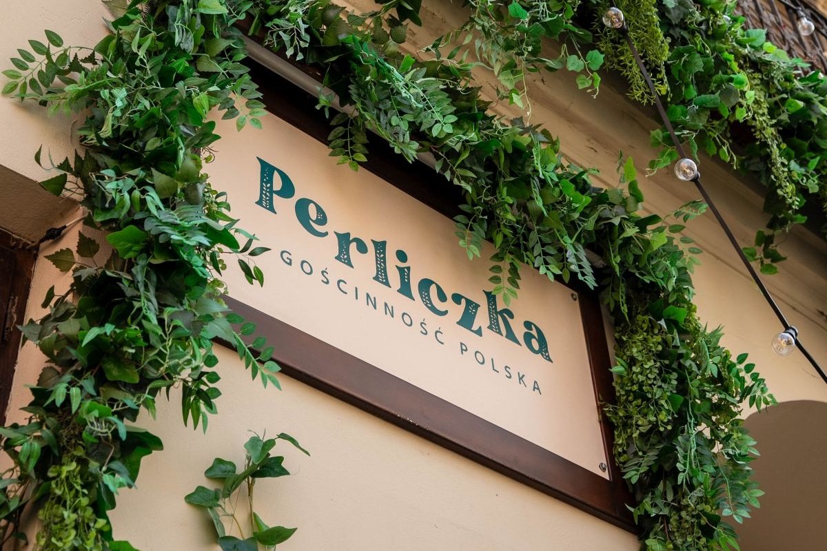 perliczka-01-3x2